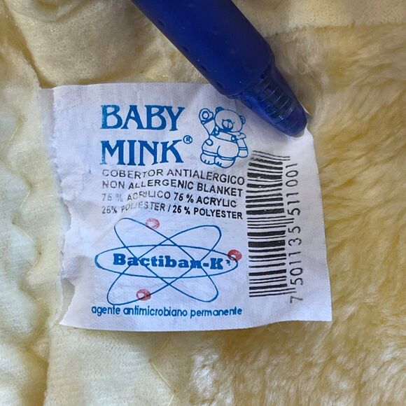RARE Vintage Baby Mink Blanket Unicorn Bear Sleep Sack Soft Plush Yellow - Picture 9 of 10